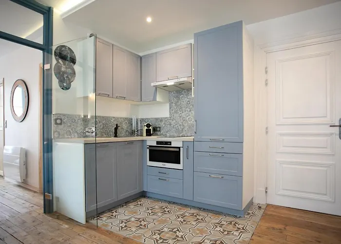 Peribleu アパート ペリグー